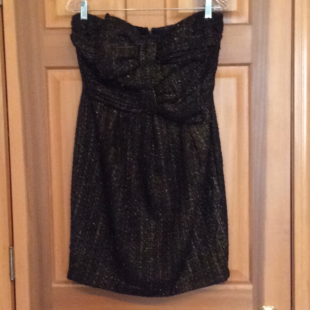 Minuet Petite Classic Strapless black with gold dress Size Junior Large
